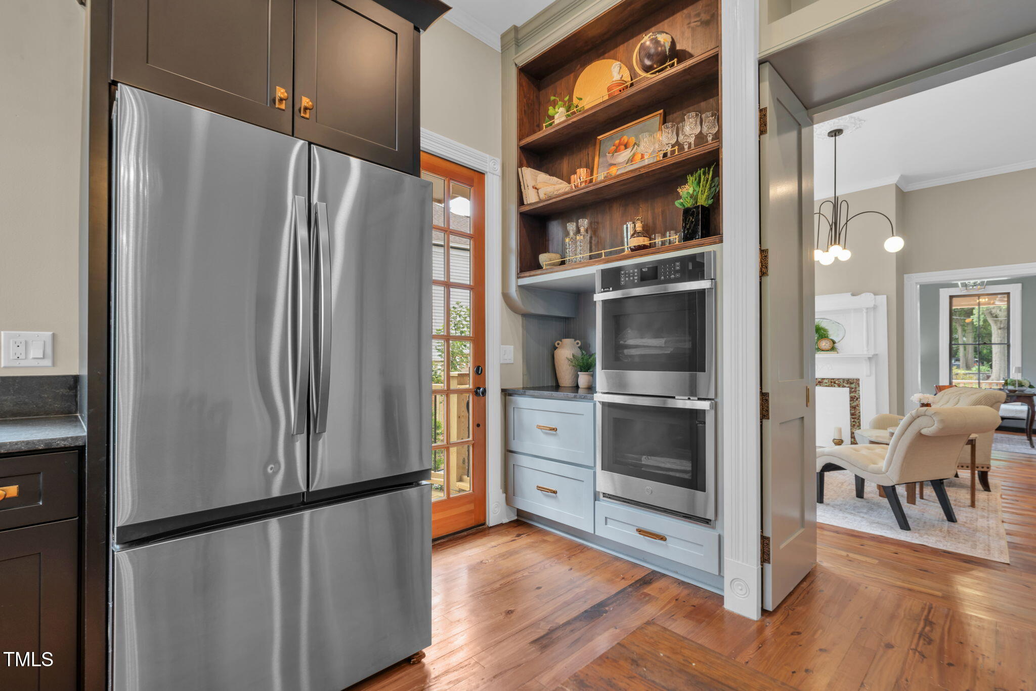 210 E Trinity Avenue