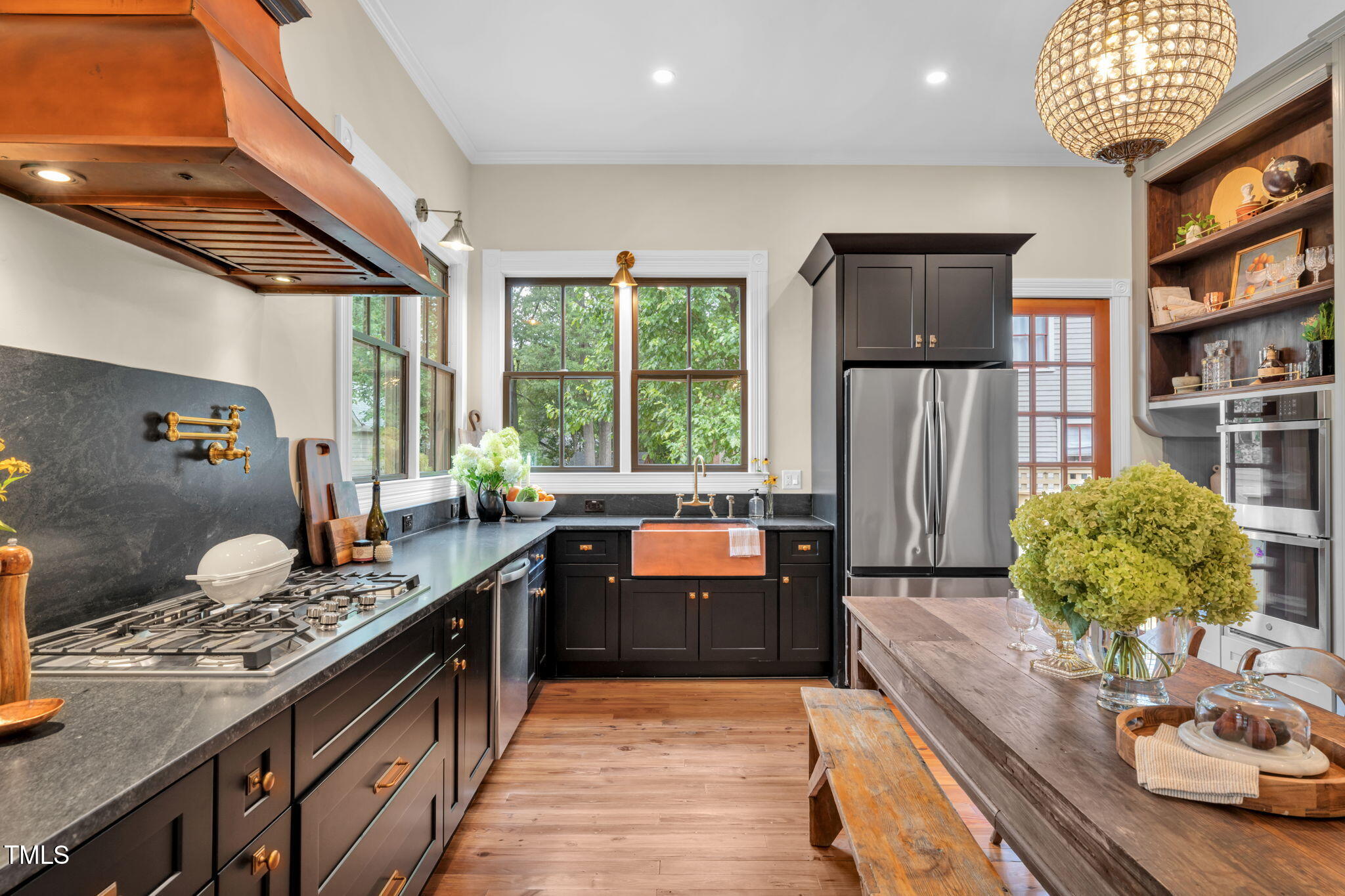 210 E Trinity Avenue