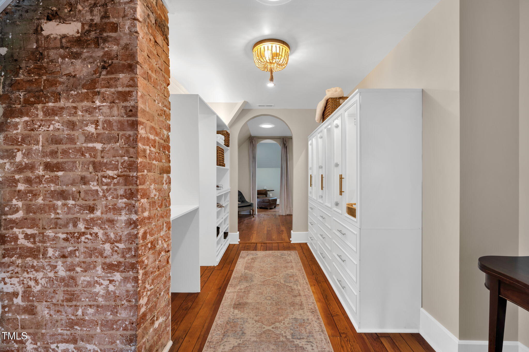 210 E Trinity Avenue