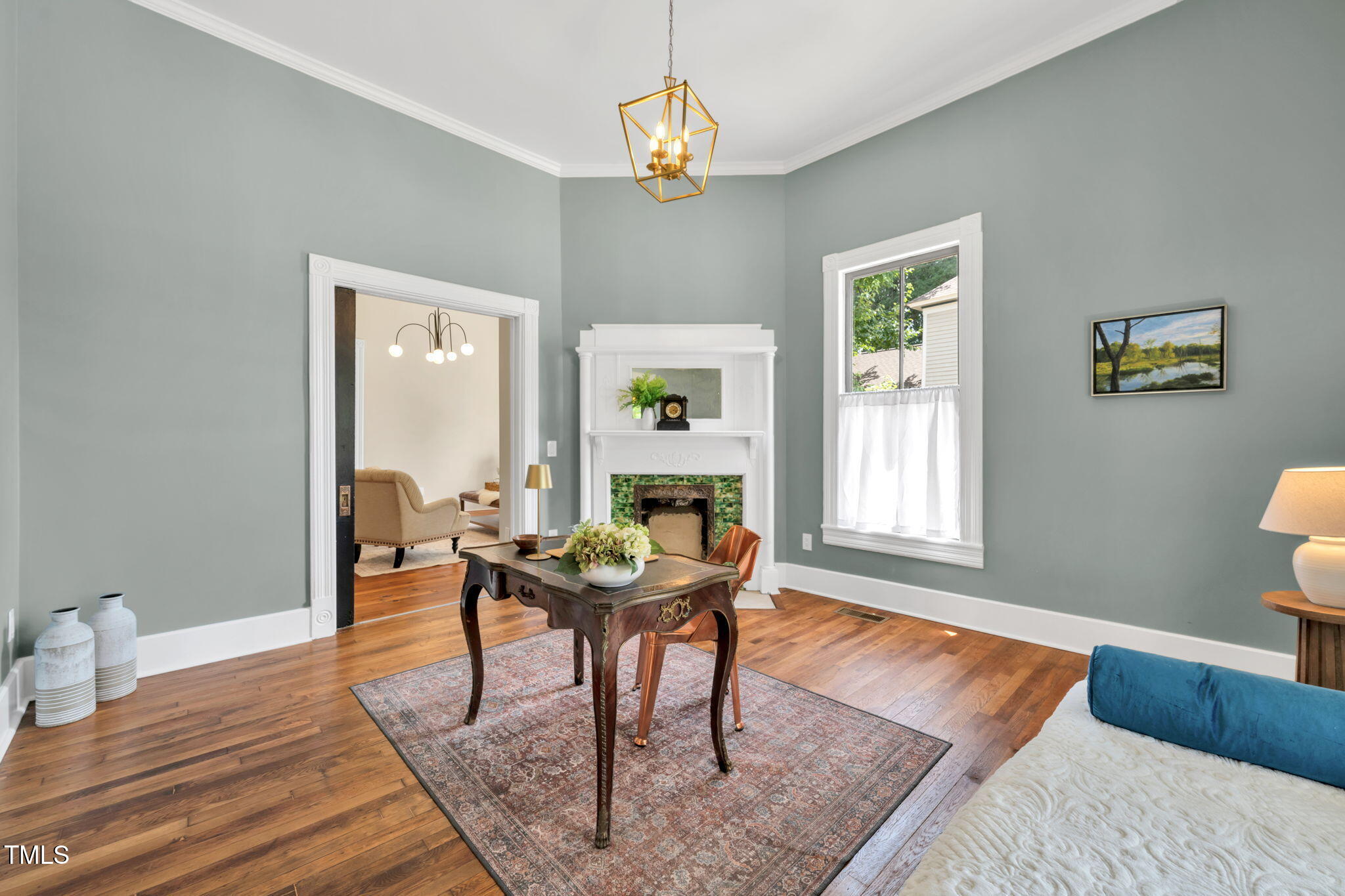 210 E Trinity Avenue