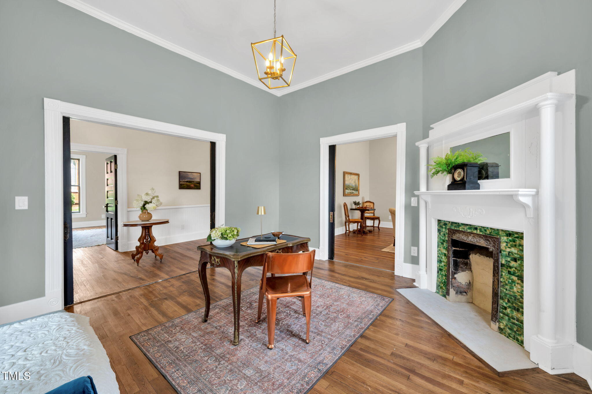 210 E Trinity Avenue