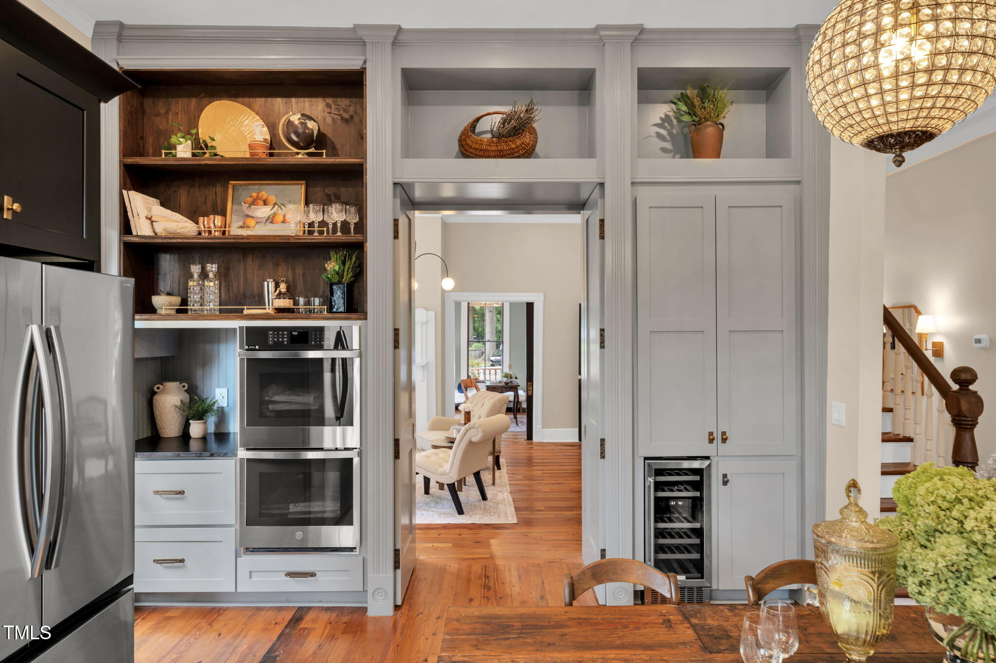 210 E Trinity Avenue