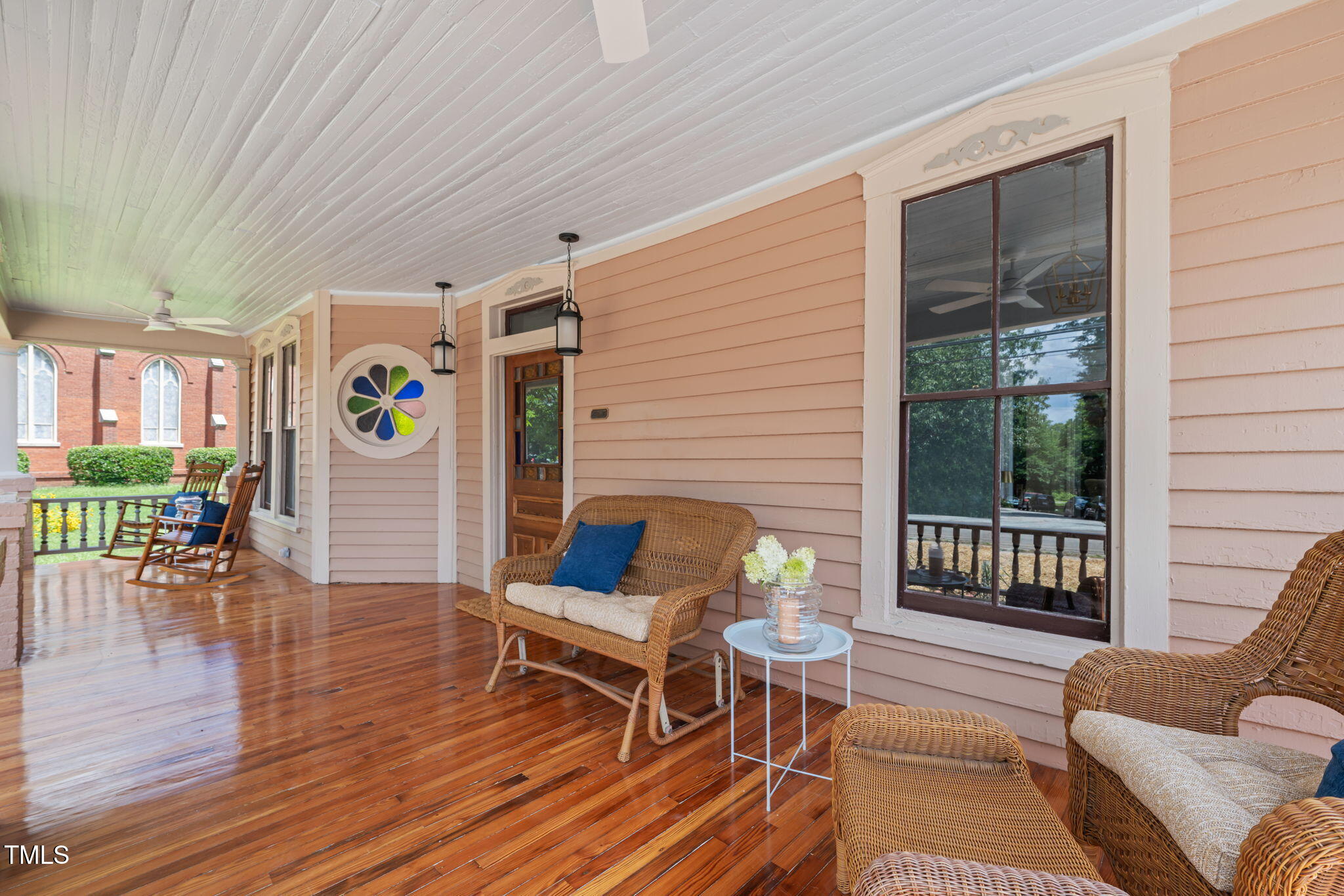 210 E Trinity Avenue