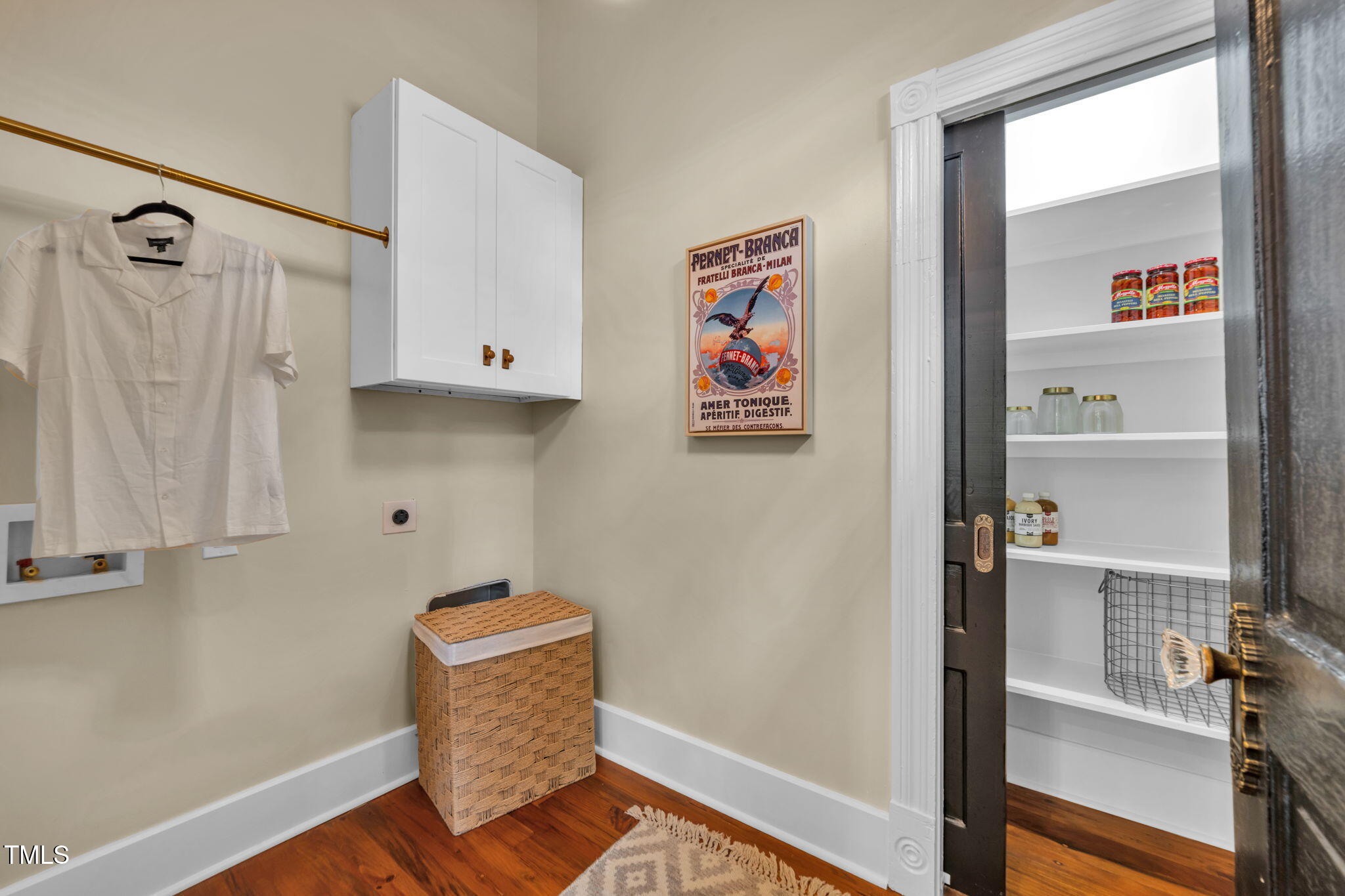 210 E Trinity Avenue