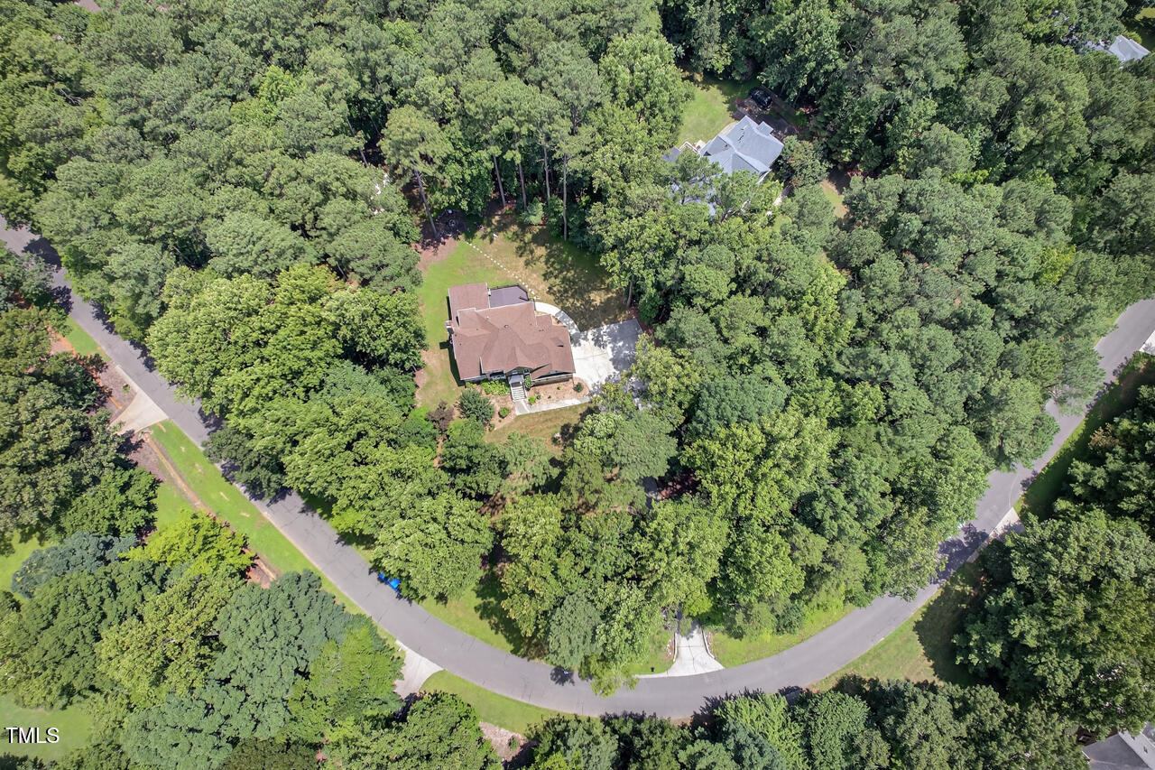 6225 Acorn Ridge Trail