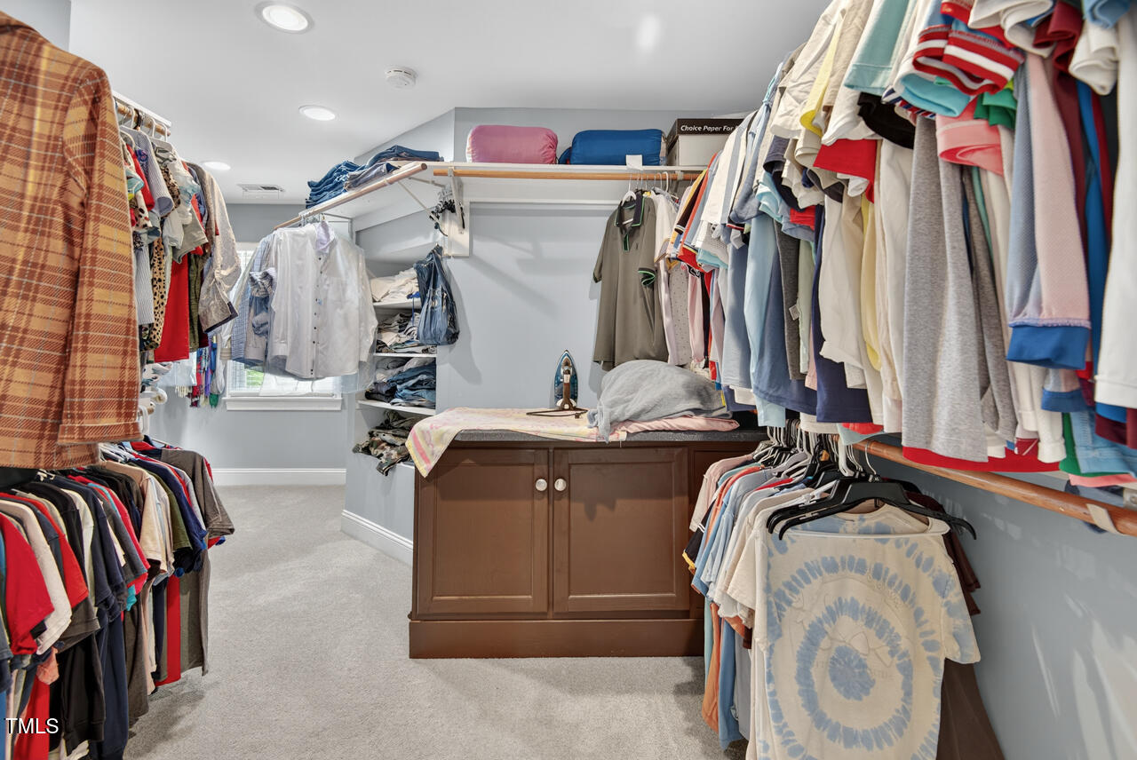 6225 Acorn Ridge Trail