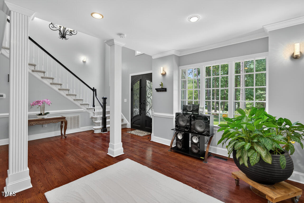 6225 Acorn Ridge Trail