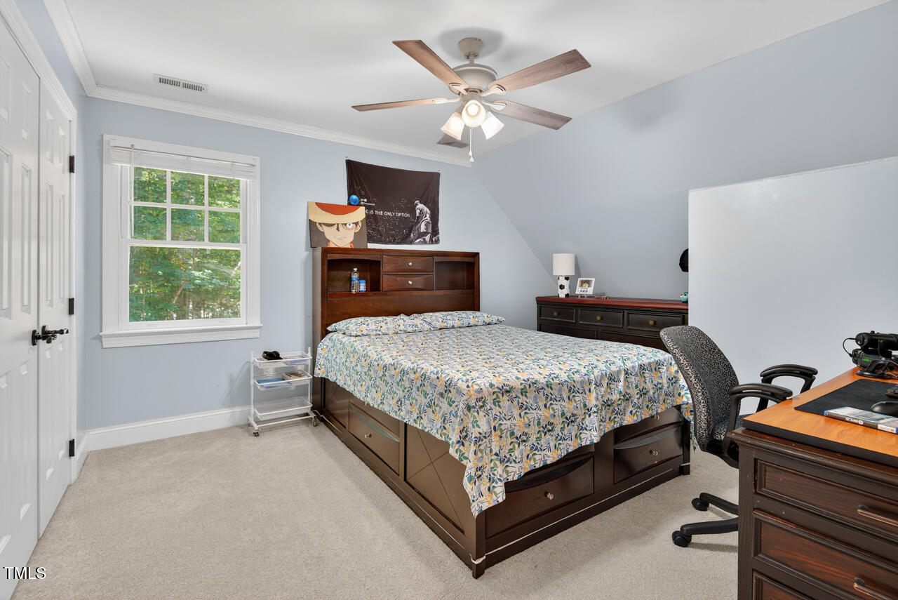 6225 Acorn Ridge Trail