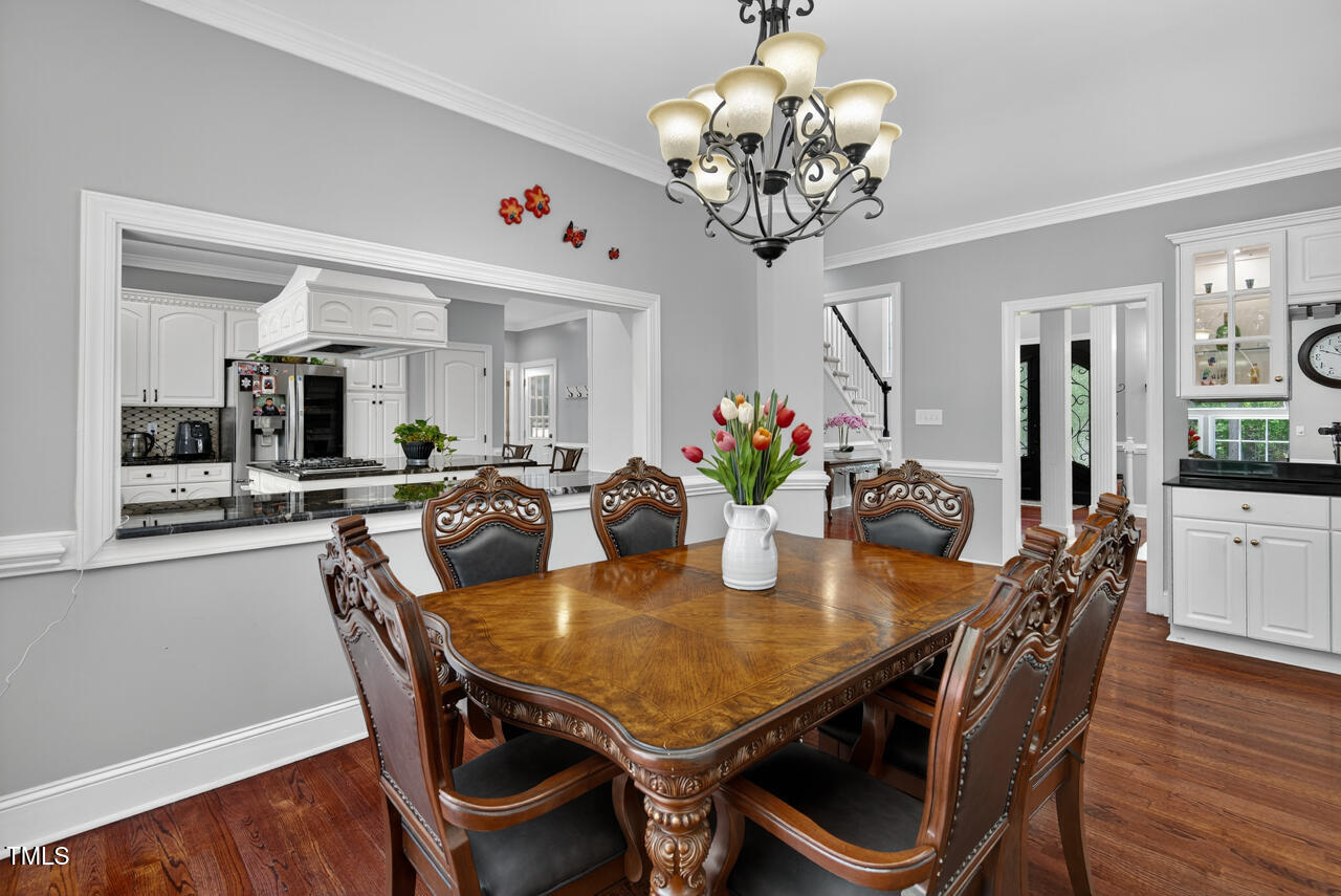 6225 Acorn Ridge Trail