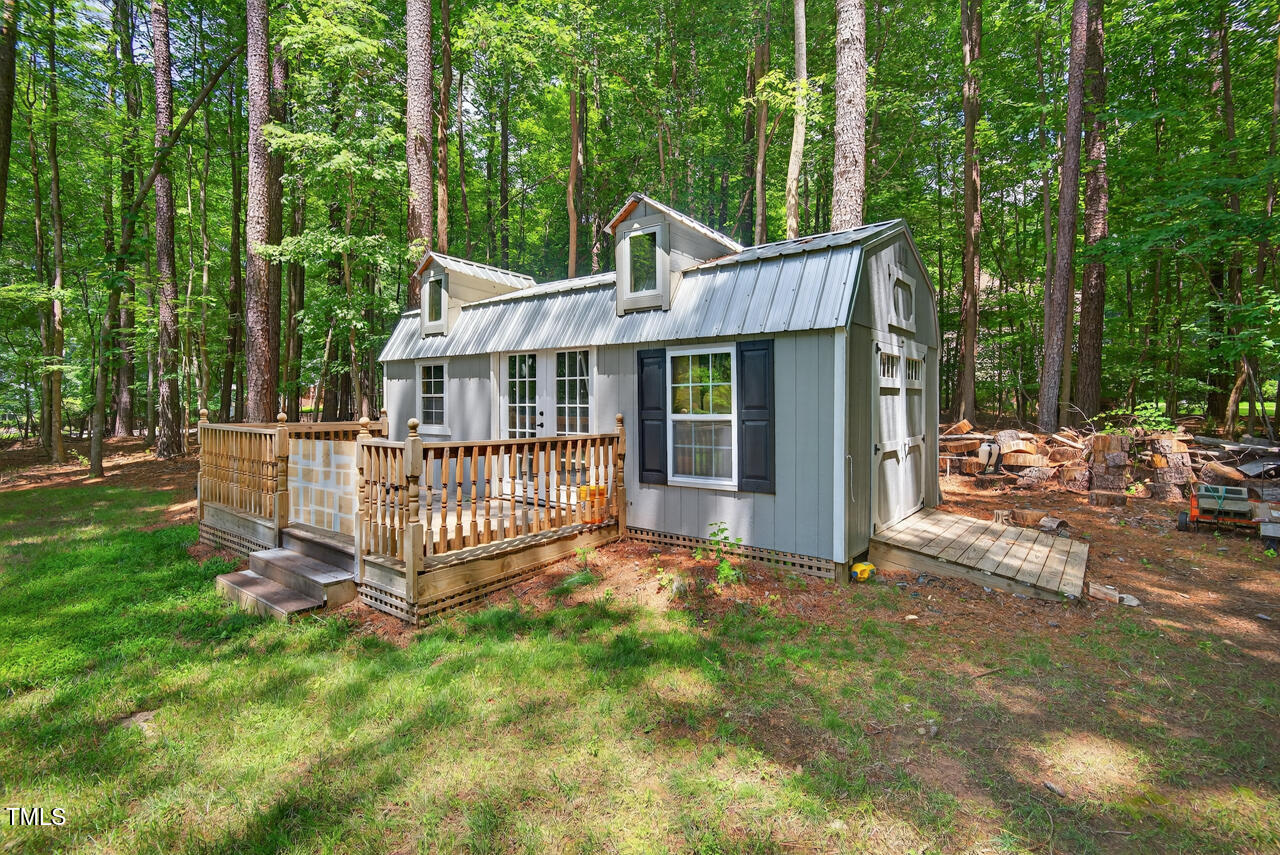 6225 Acorn Ridge Trail