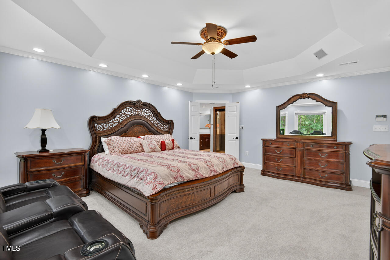 6225 Acorn Ridge Trail