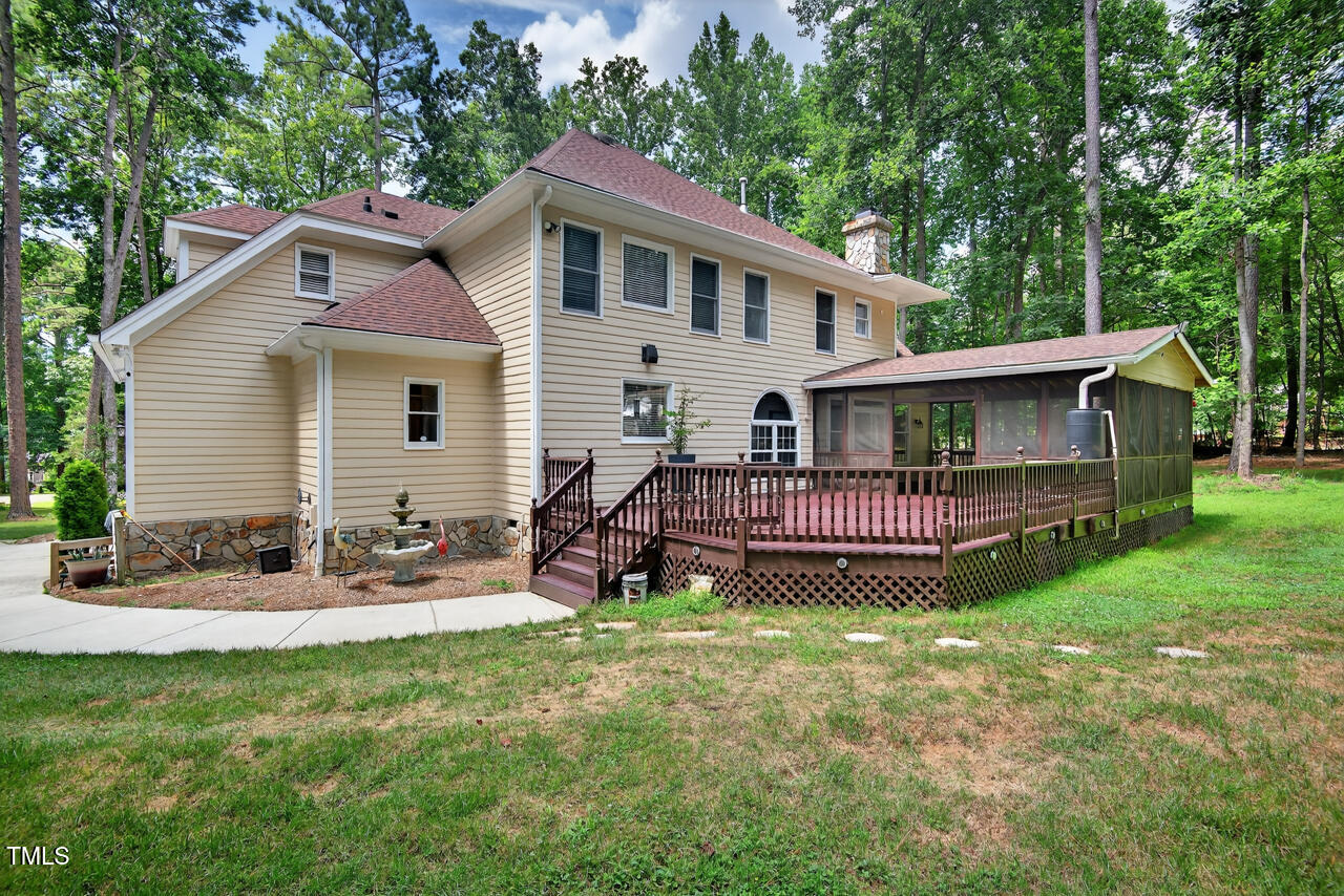 6225 Acorn Ridge Trail