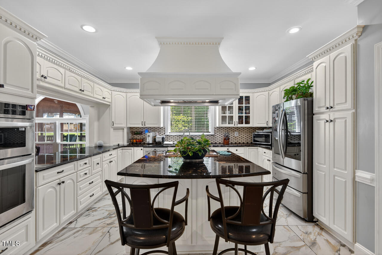 6225 Acorn Ridge Trail