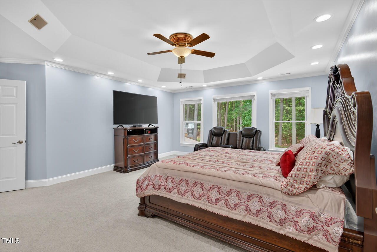 6225 Acorn Ridge Trail