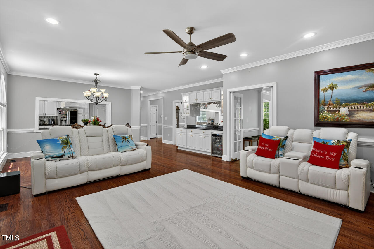 6225 Acorn Ridge Trail