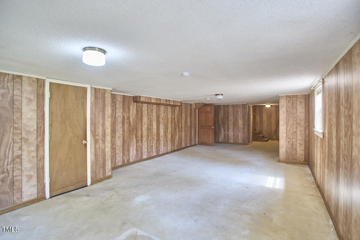 311 Ebon Road