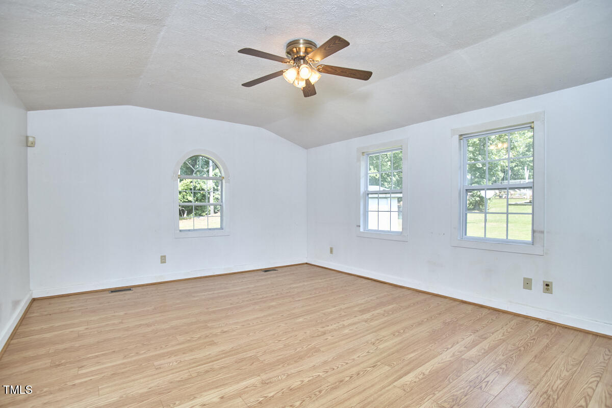 311 Ebon Road