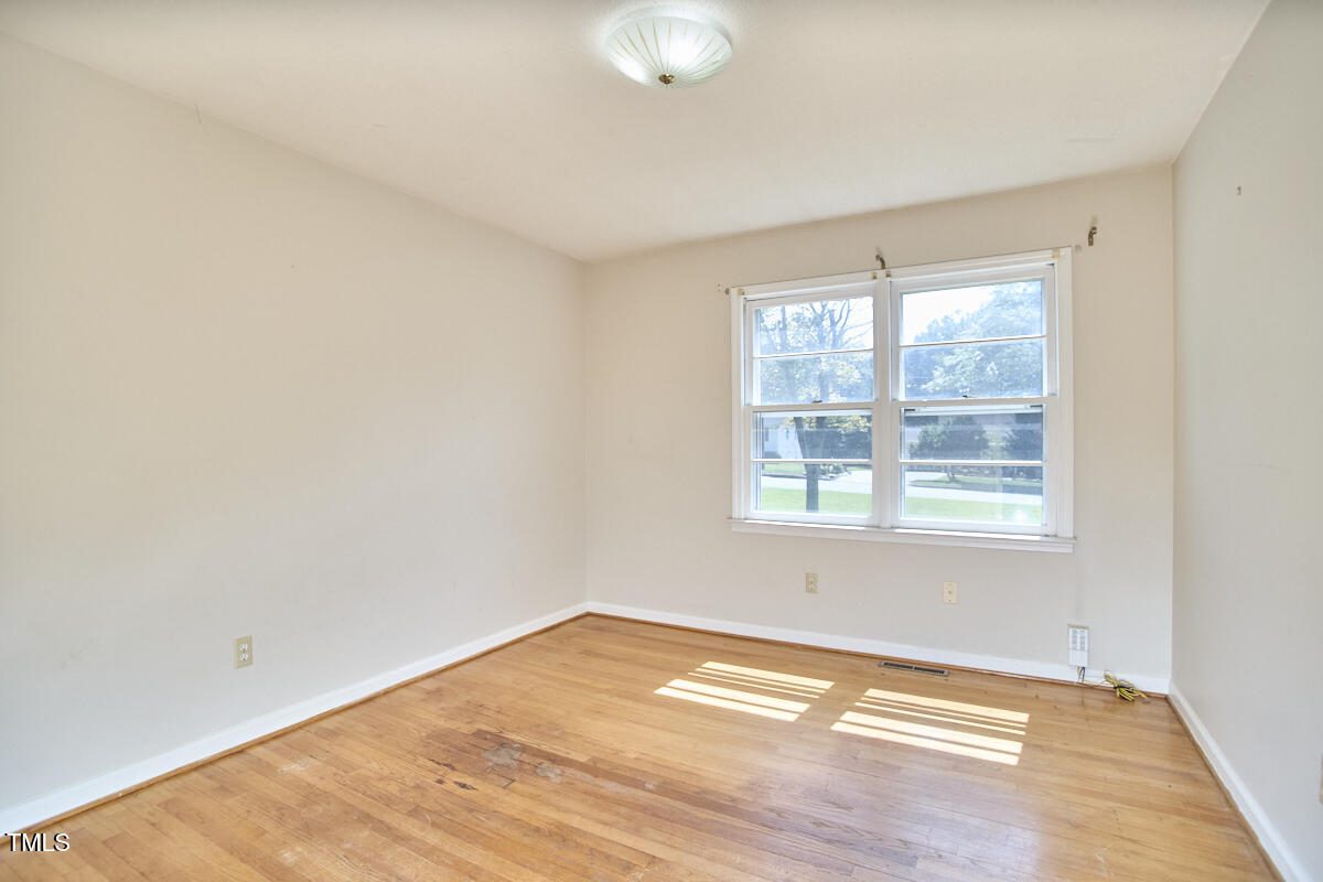 311 Ebon Road
