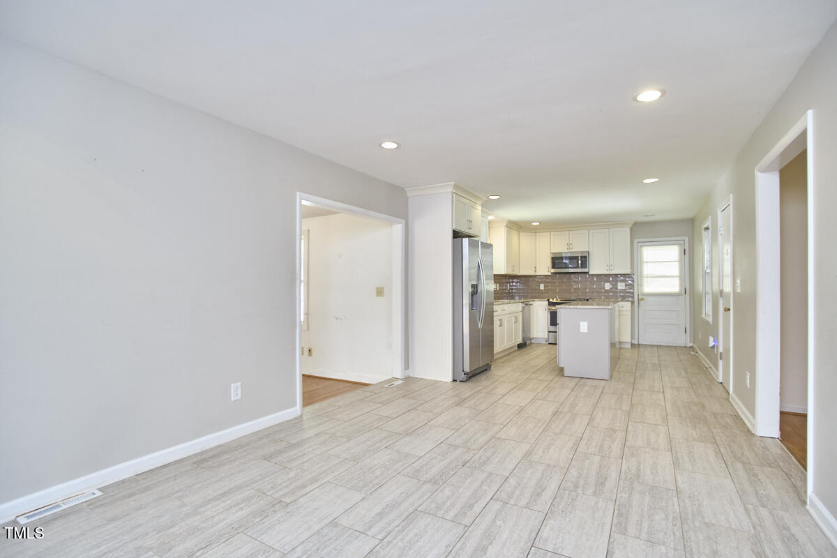 311 Ebon Road