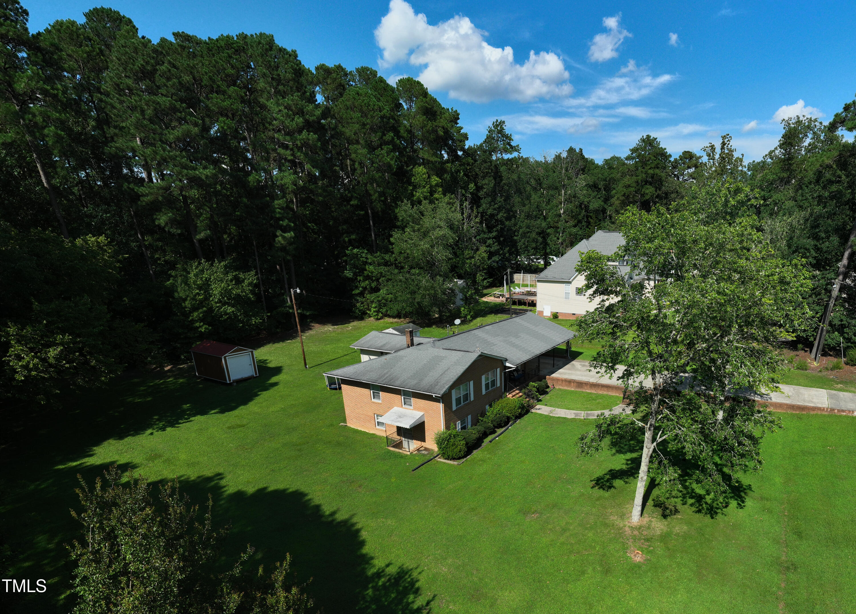 311 Ebon Road
