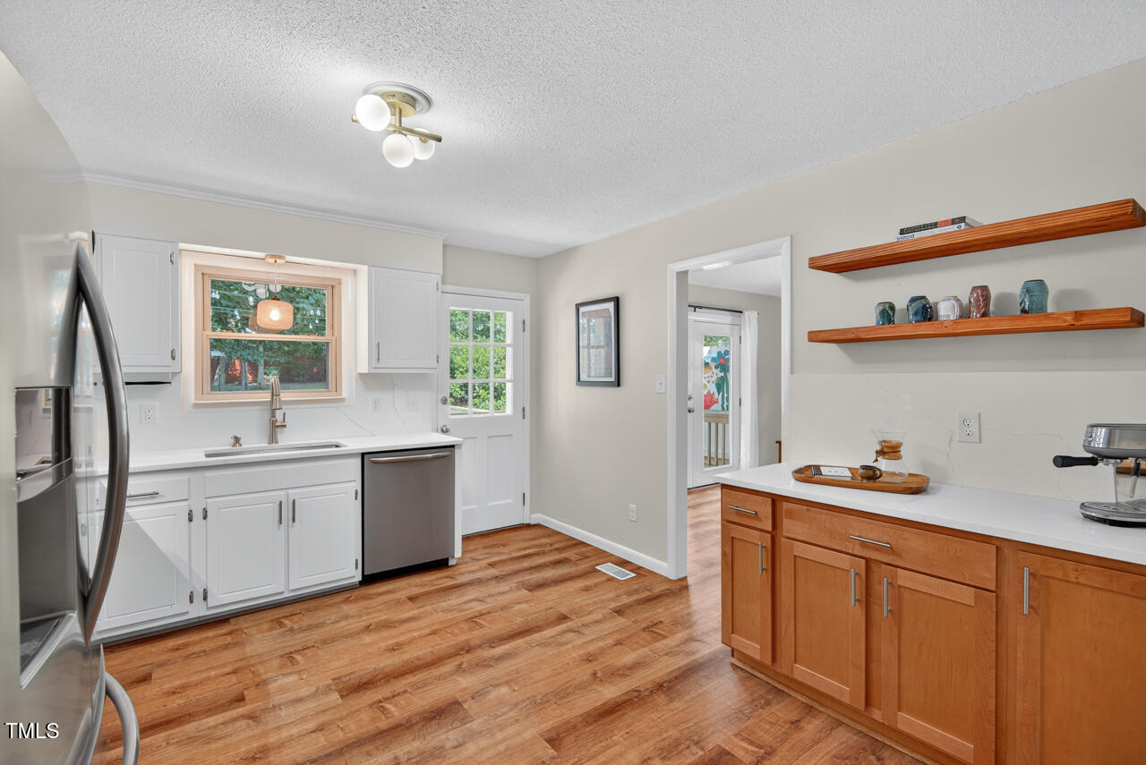 810 Royal Oaks Drive