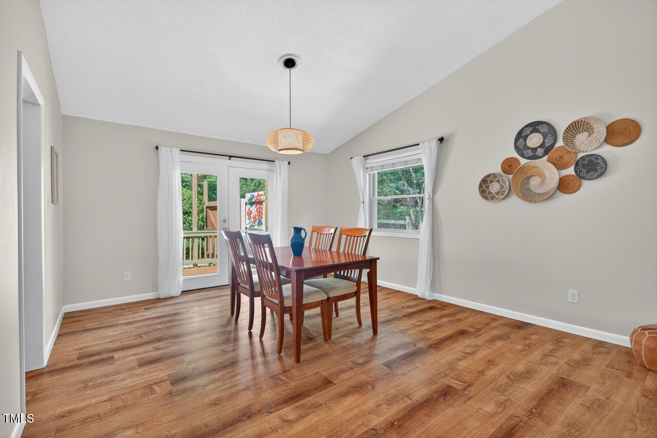 810 Royal Oaks Drive