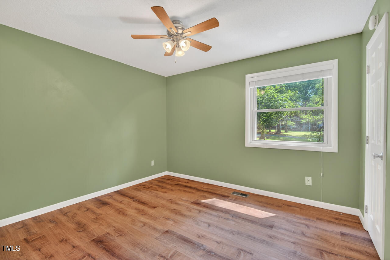 810 Royal Oaks Drive