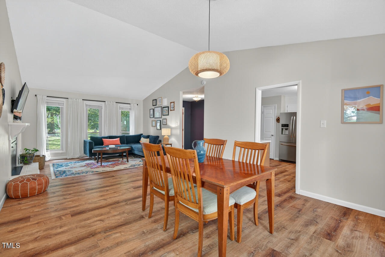 810 Royal Oaks Drive