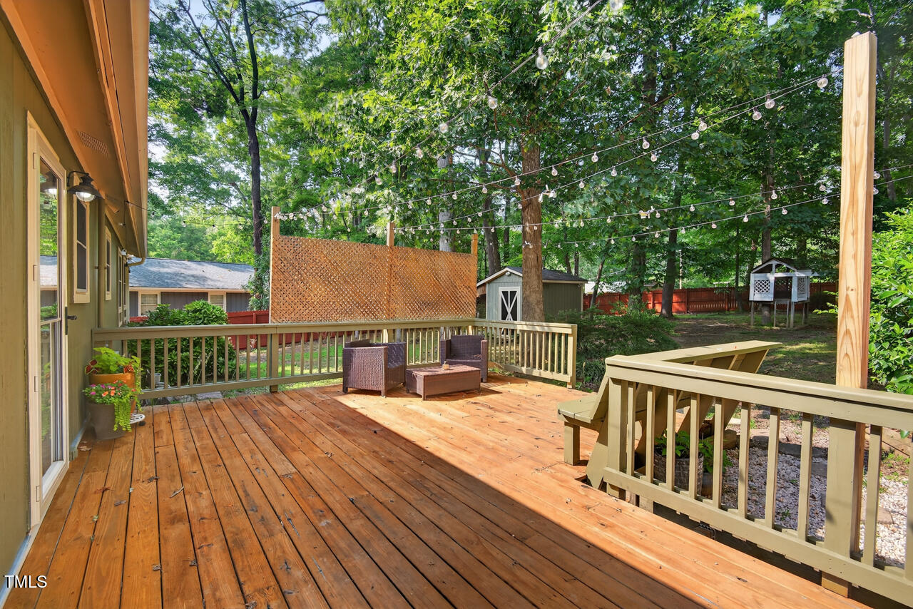 810 Royal Oaks Drive