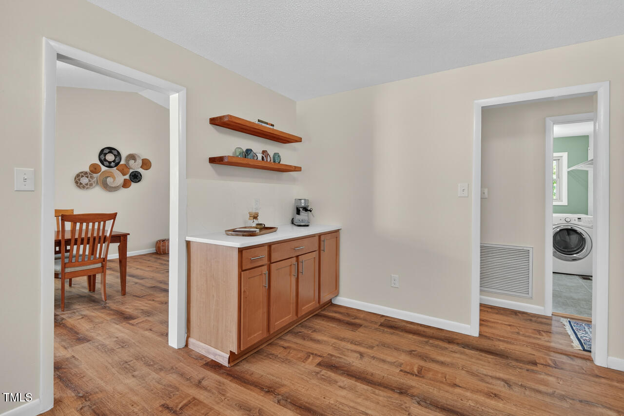 810 Royal Oaks Drive