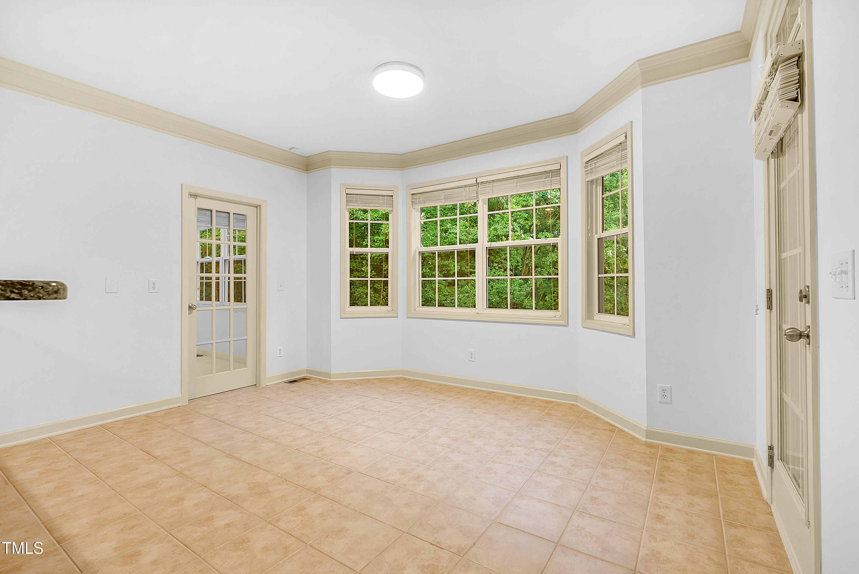 308 Harkness Circle