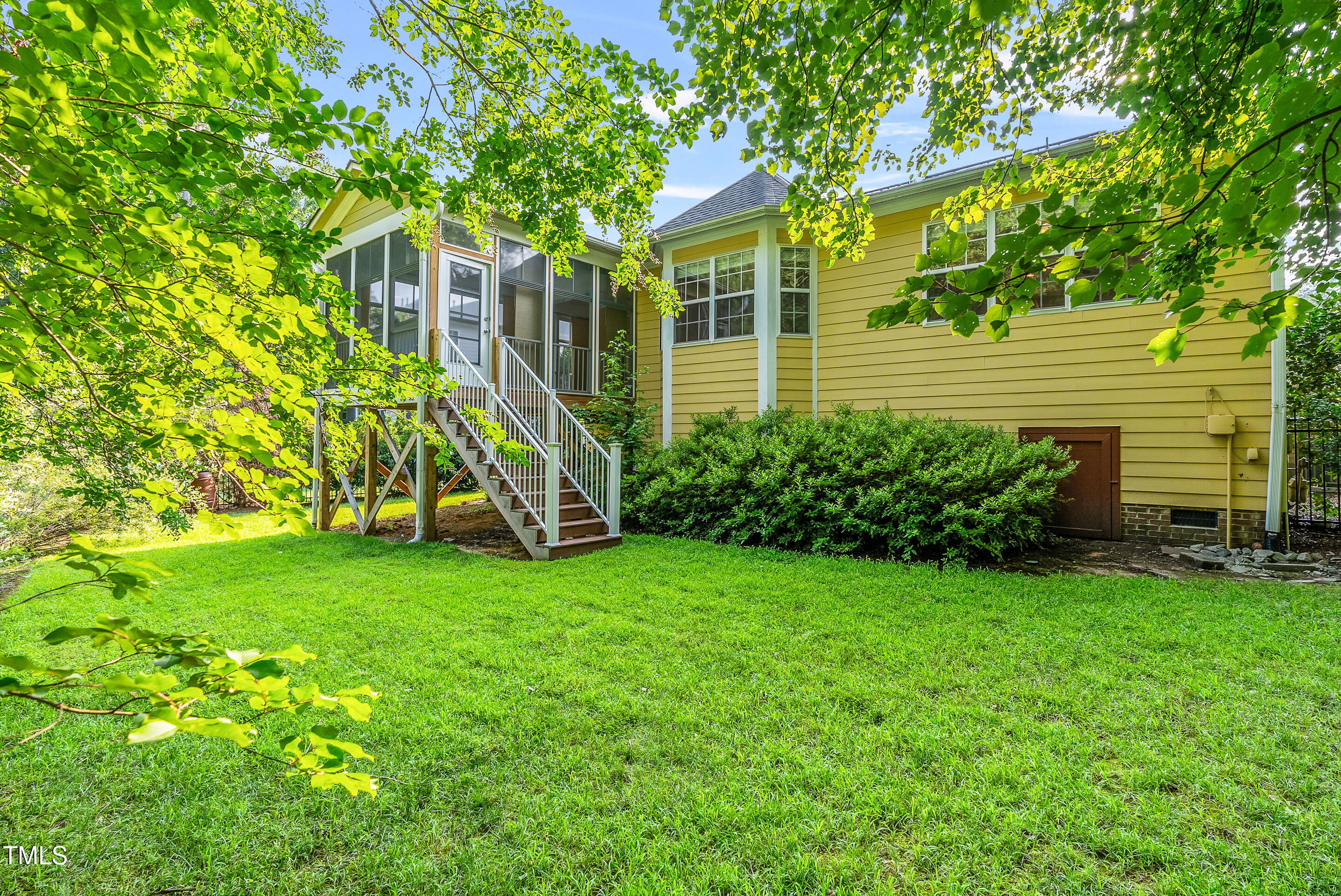 308 Harkness Circle