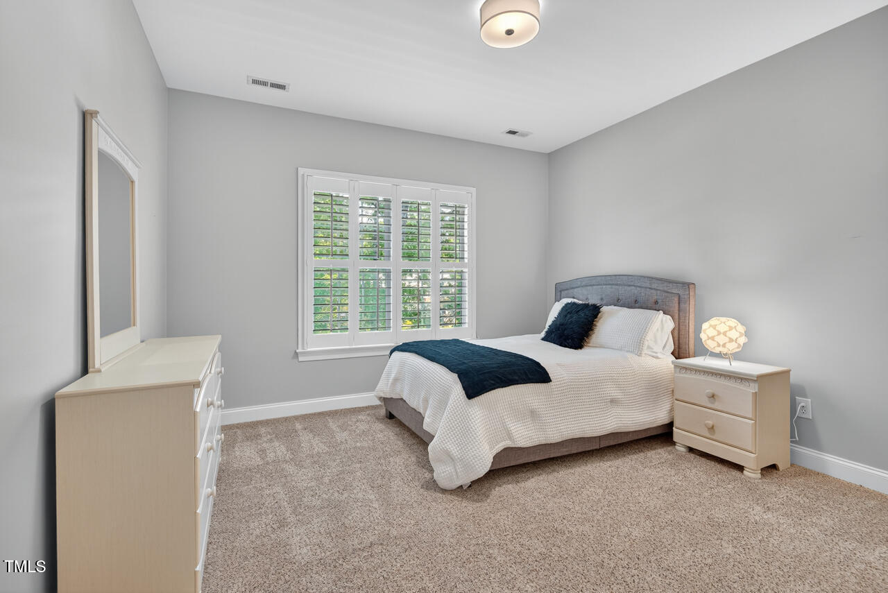 3748 Knollcreek Drive