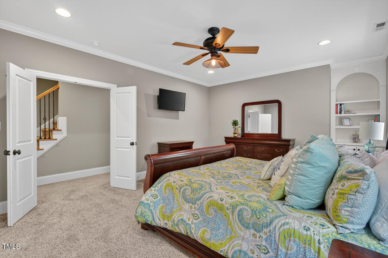 3748 Knollcreek Drive