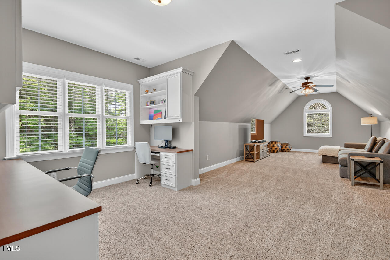 3748 Knollcreek Drive