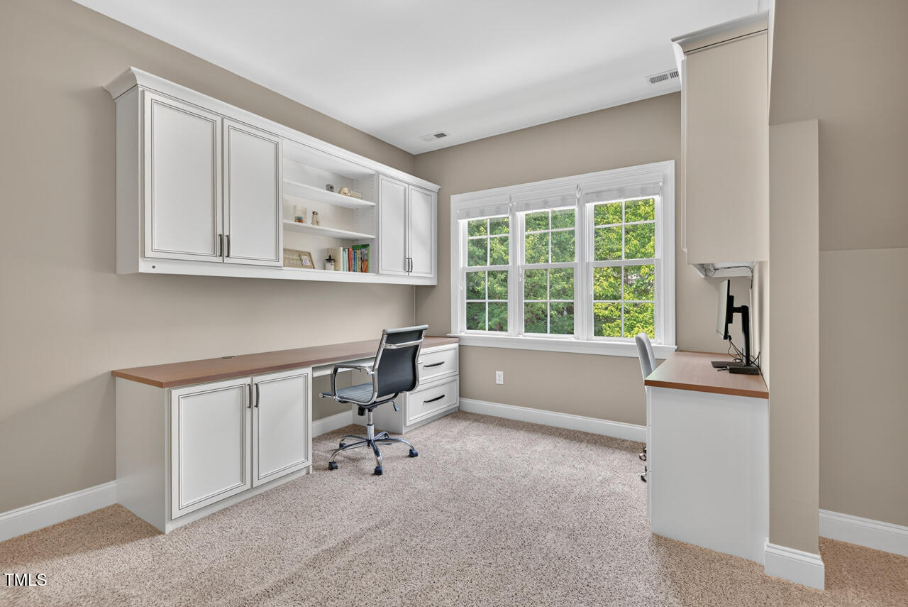 3748 Knollcreek Drive