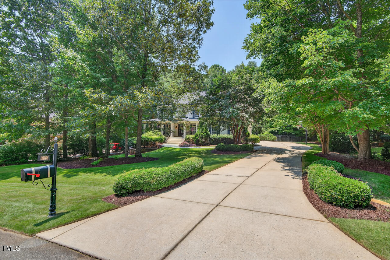 3748 Knollcreek Drive