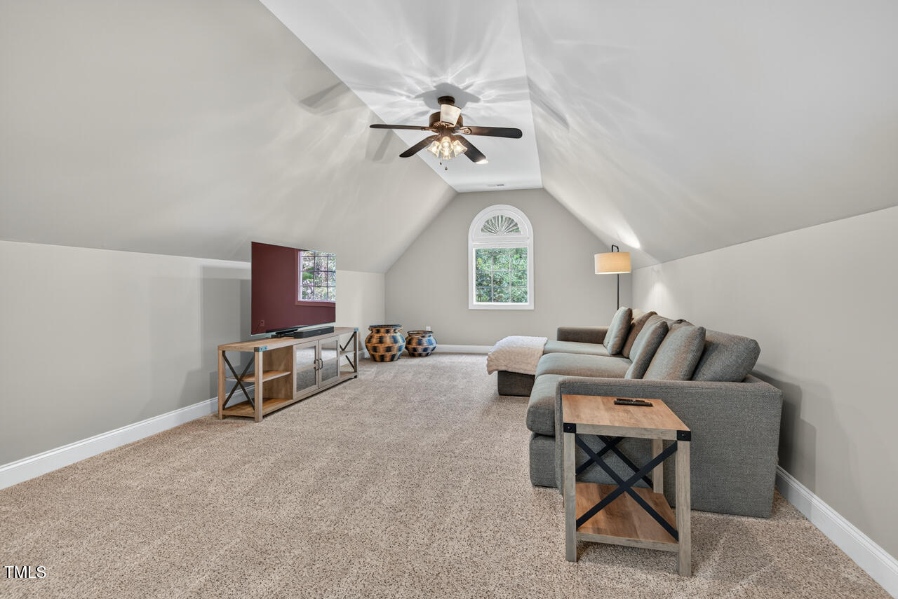 3748 Knollcreek Drive