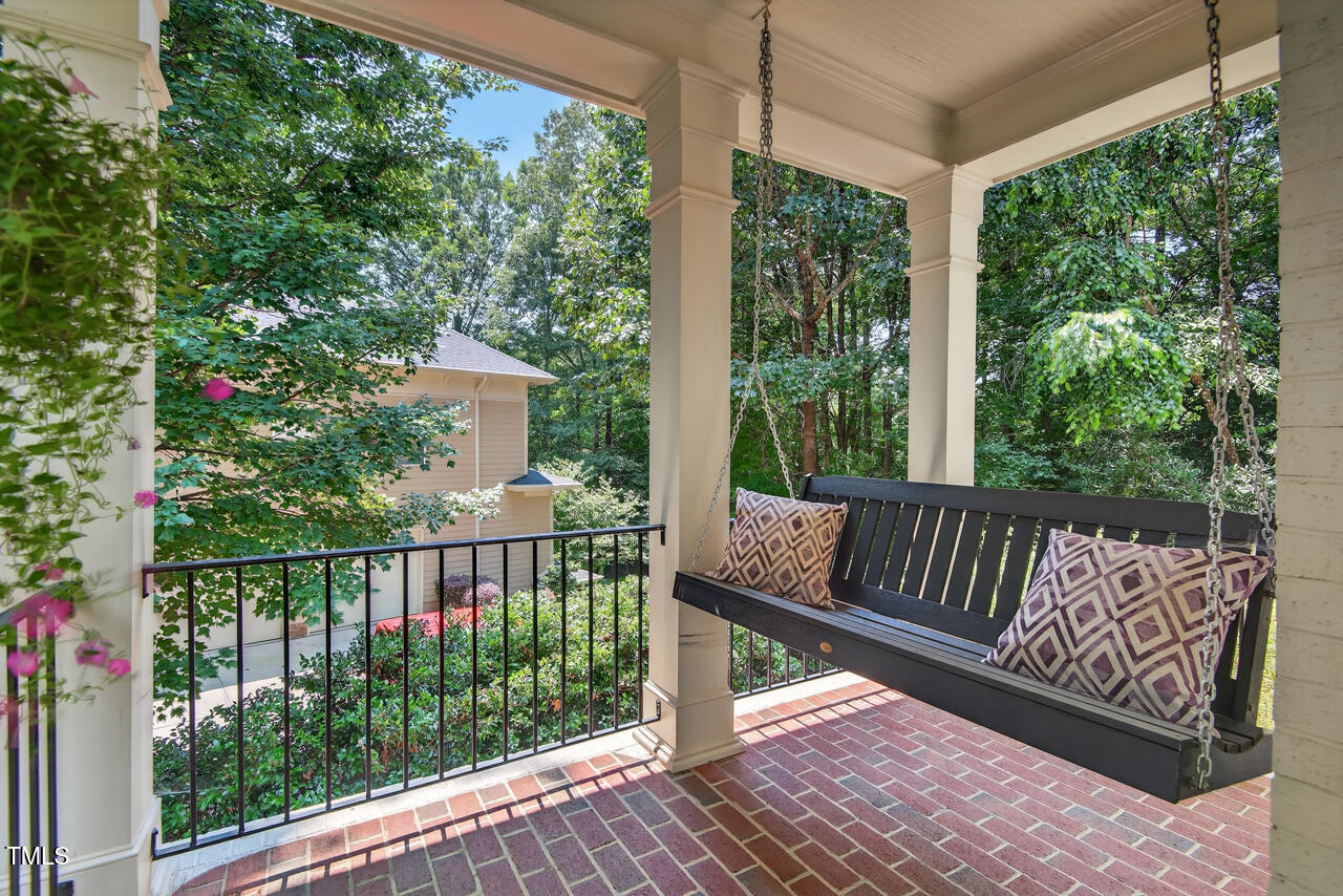 3748 Knollcreek Drive