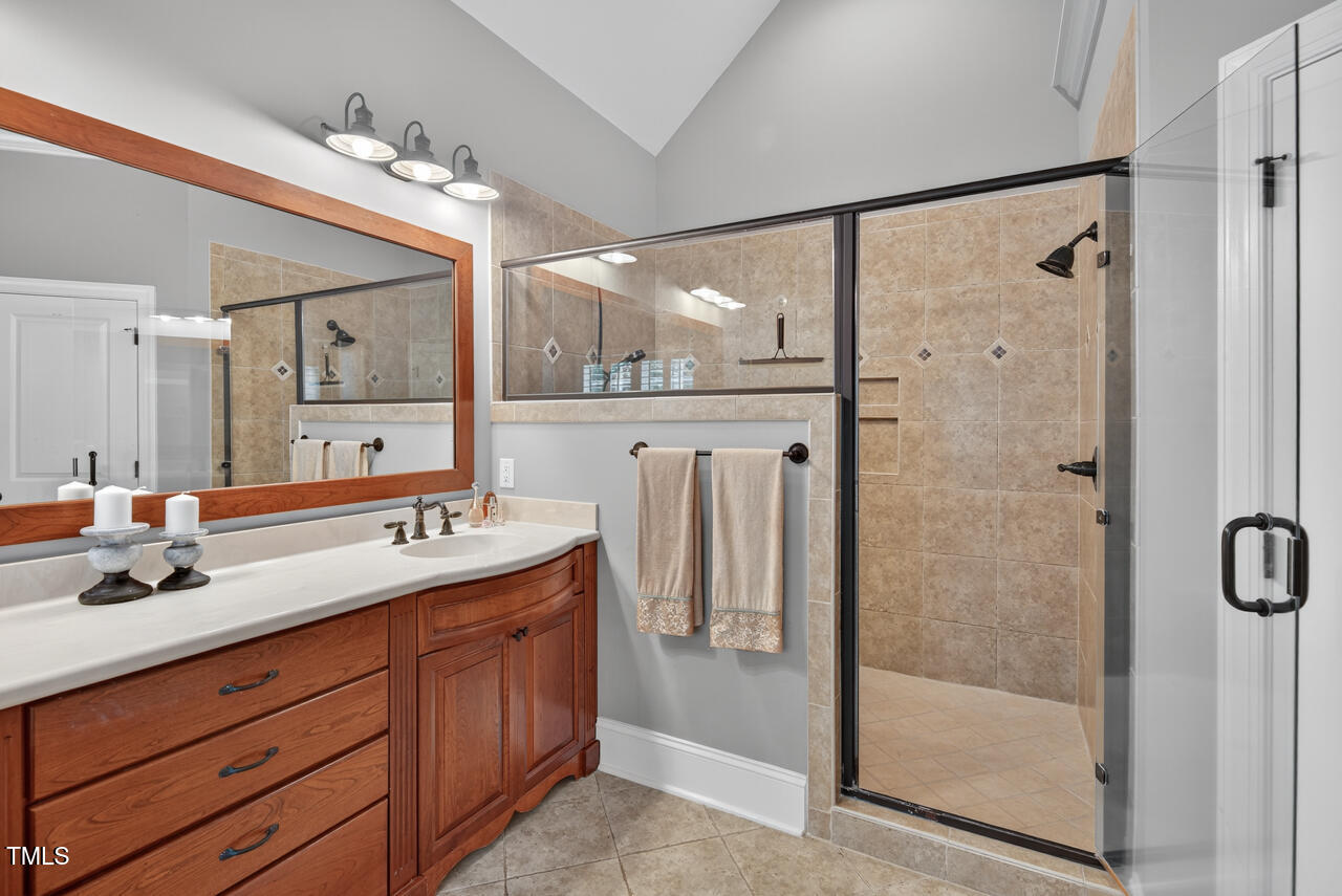 3748 Knollcreek Drive