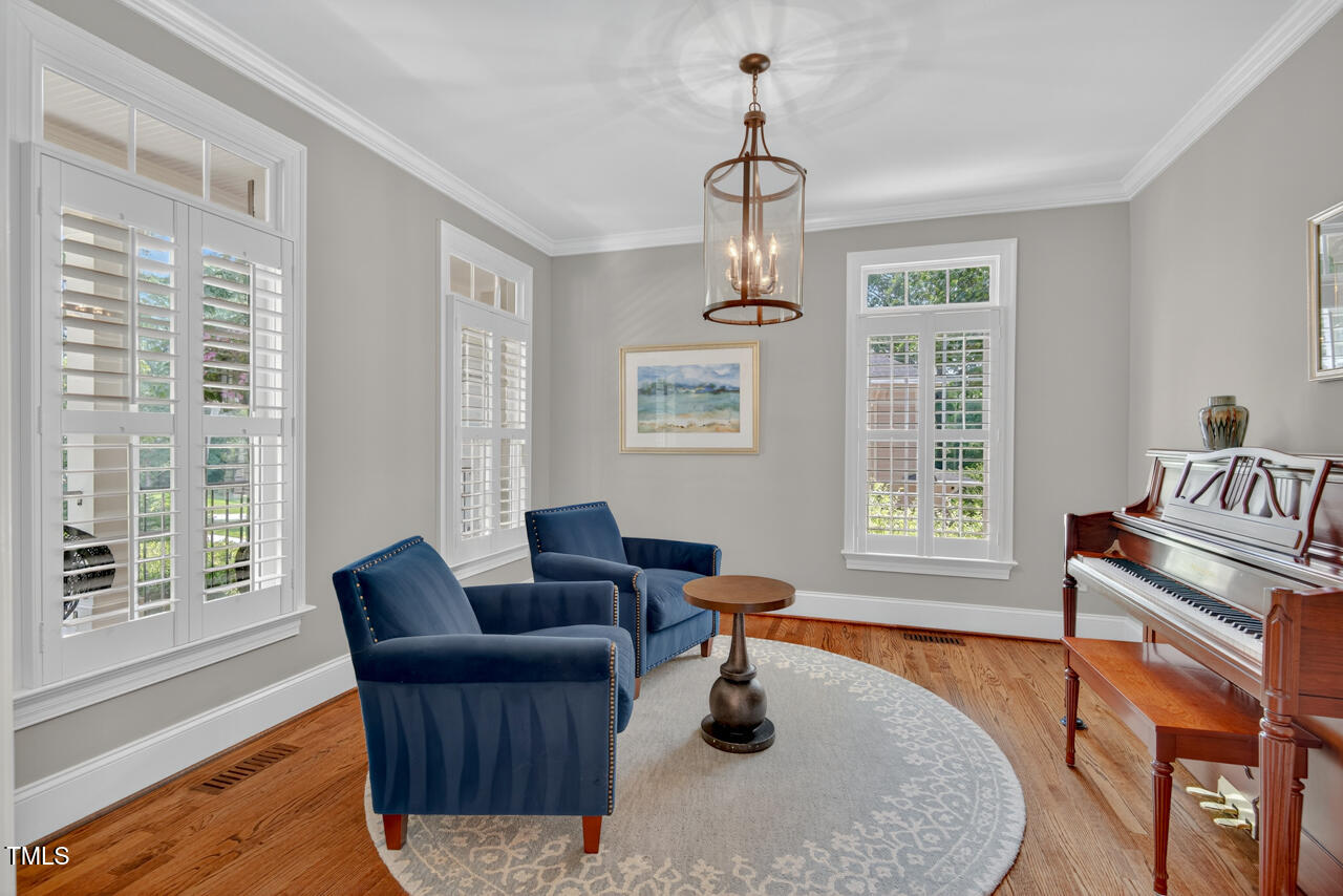 3748 Knollcreek Drive