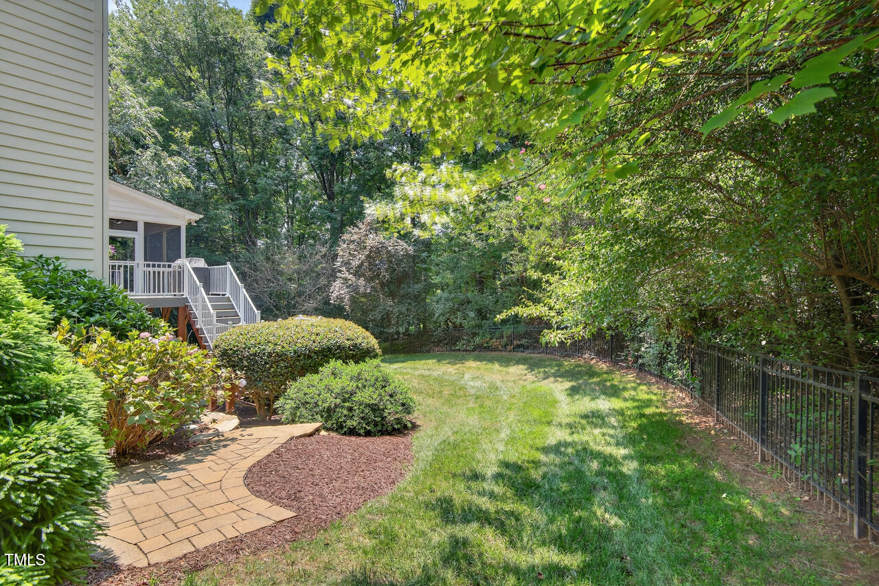 3748 Knollcreek Drive