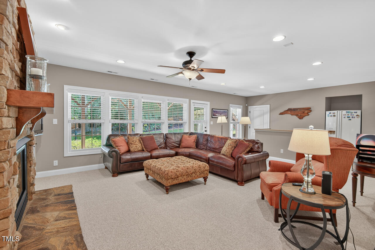 3748 Knollcreek Drive