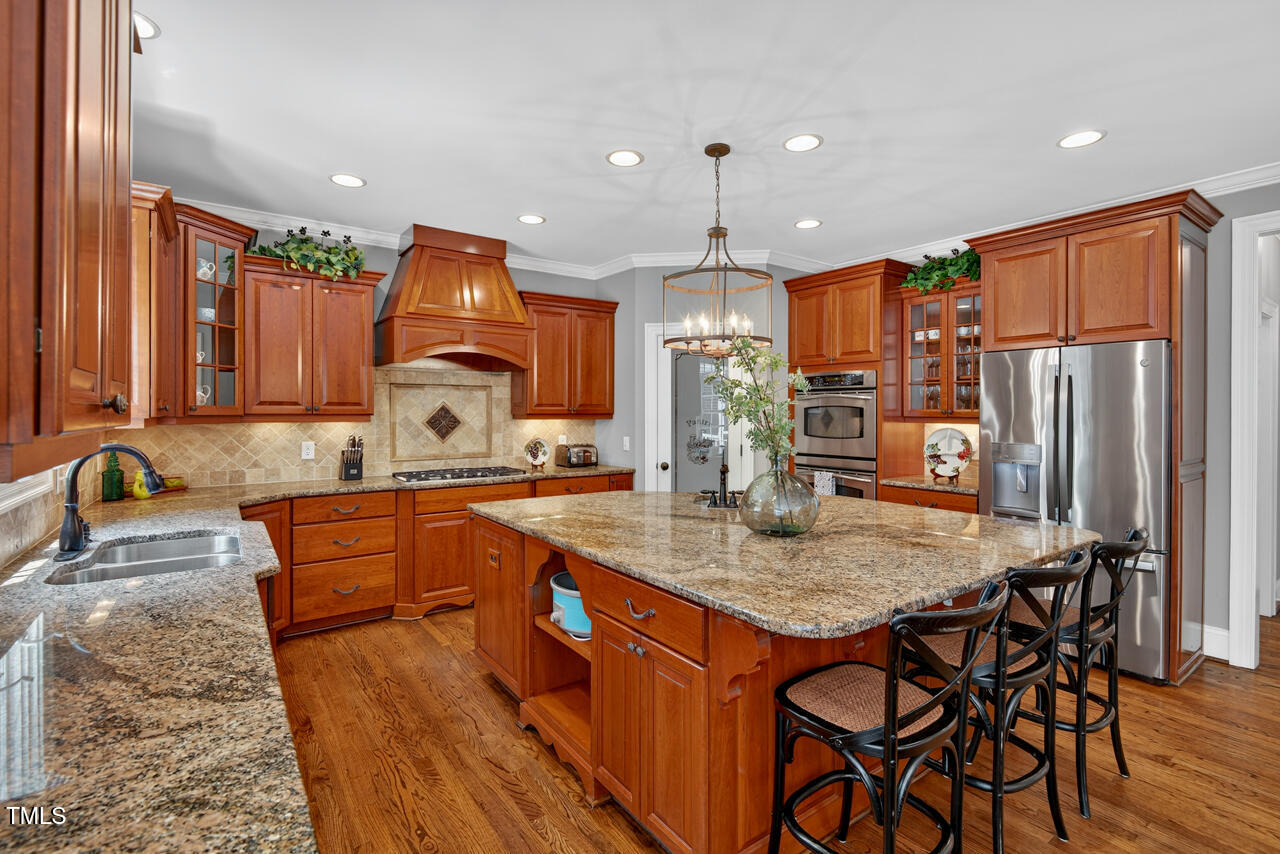 3748 Knollcreek Drive