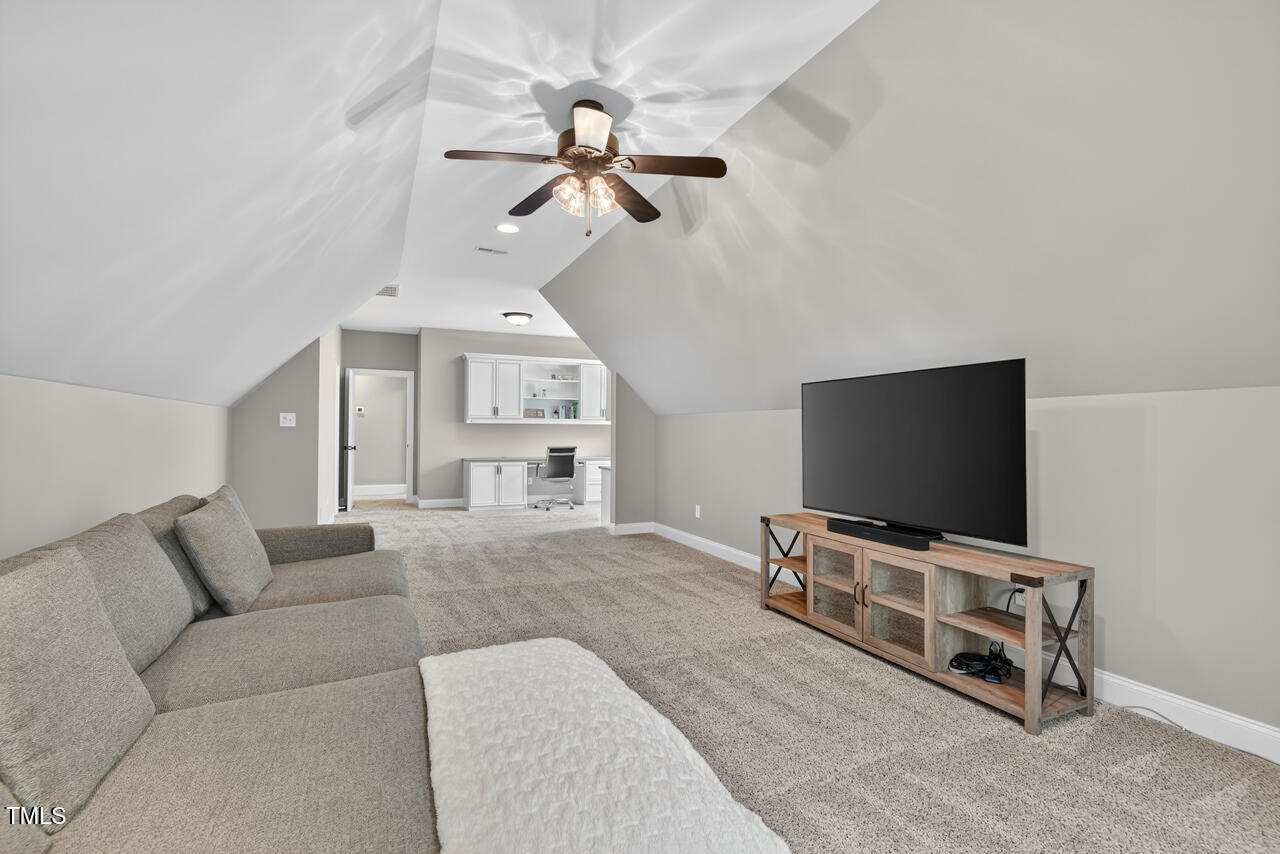 3748 Knollcreek Drive