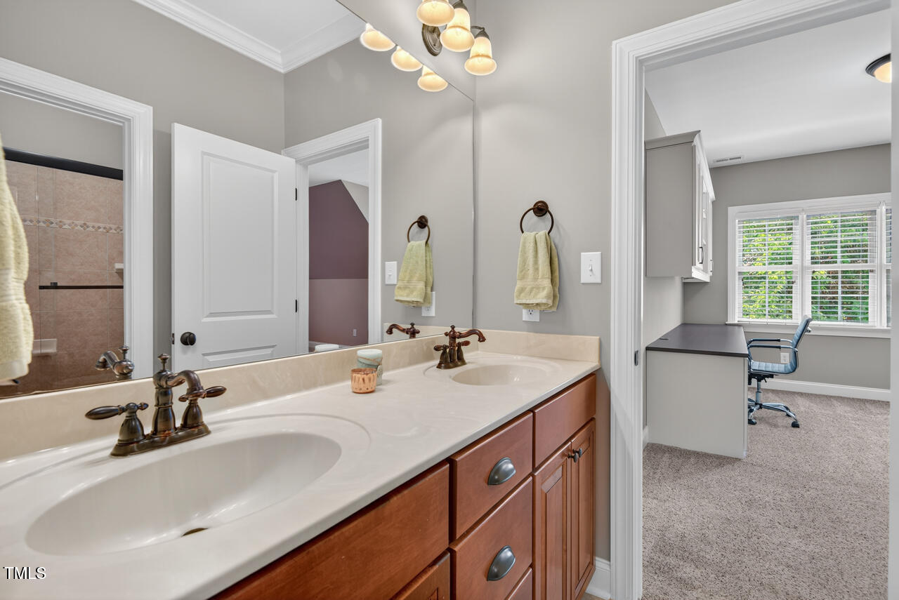 3748 Knollcreek Drive