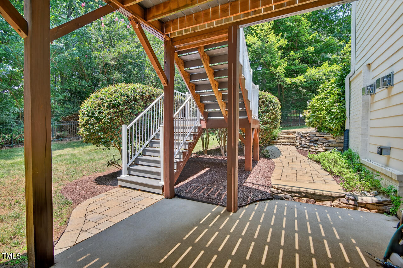 3748 Knollcreek Drive