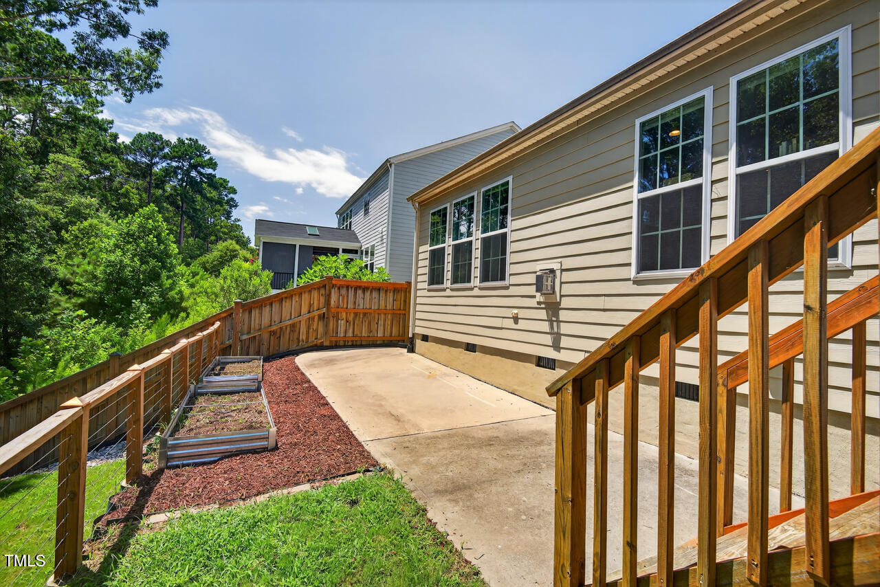 135 Shadow Hawk Drive