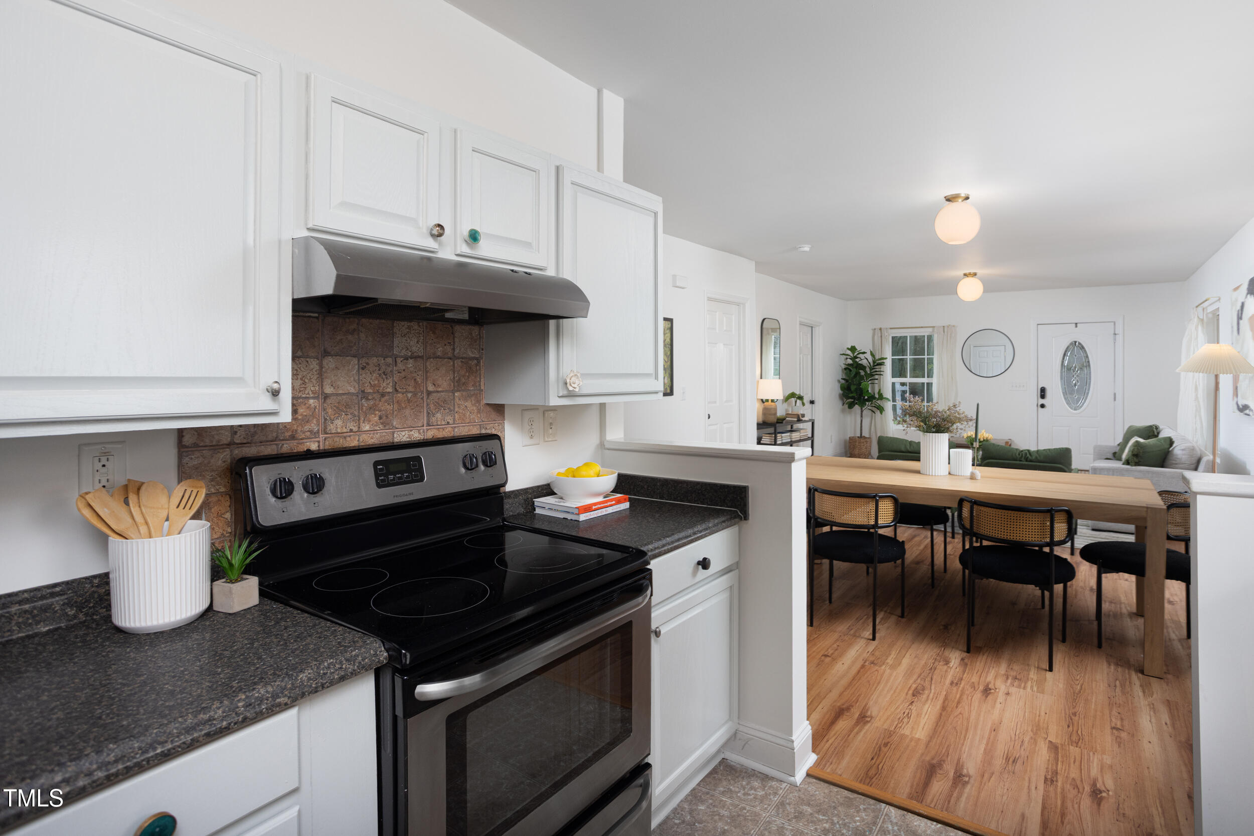 1224 N Roxboro Street