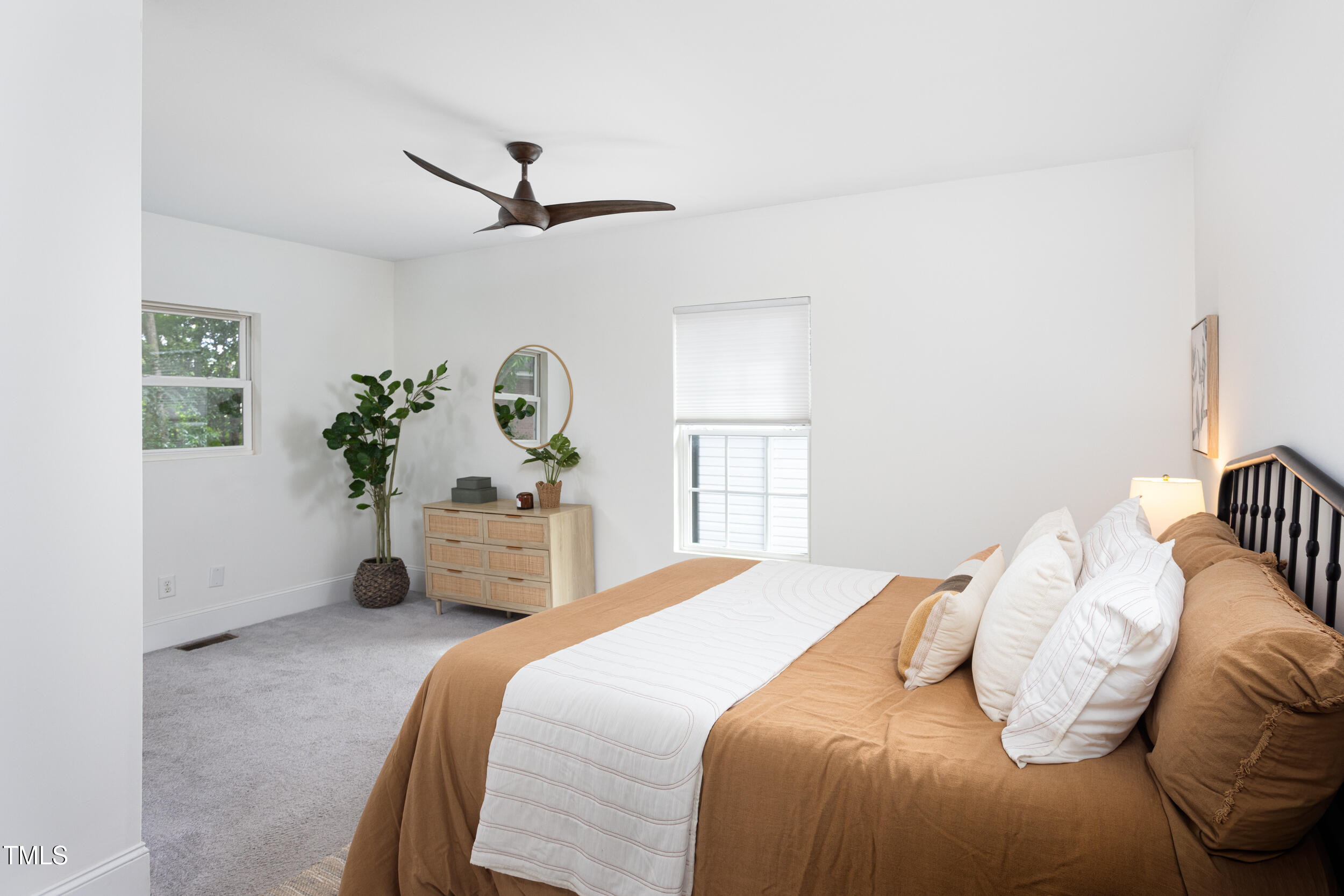 1224 N Roxboro Street